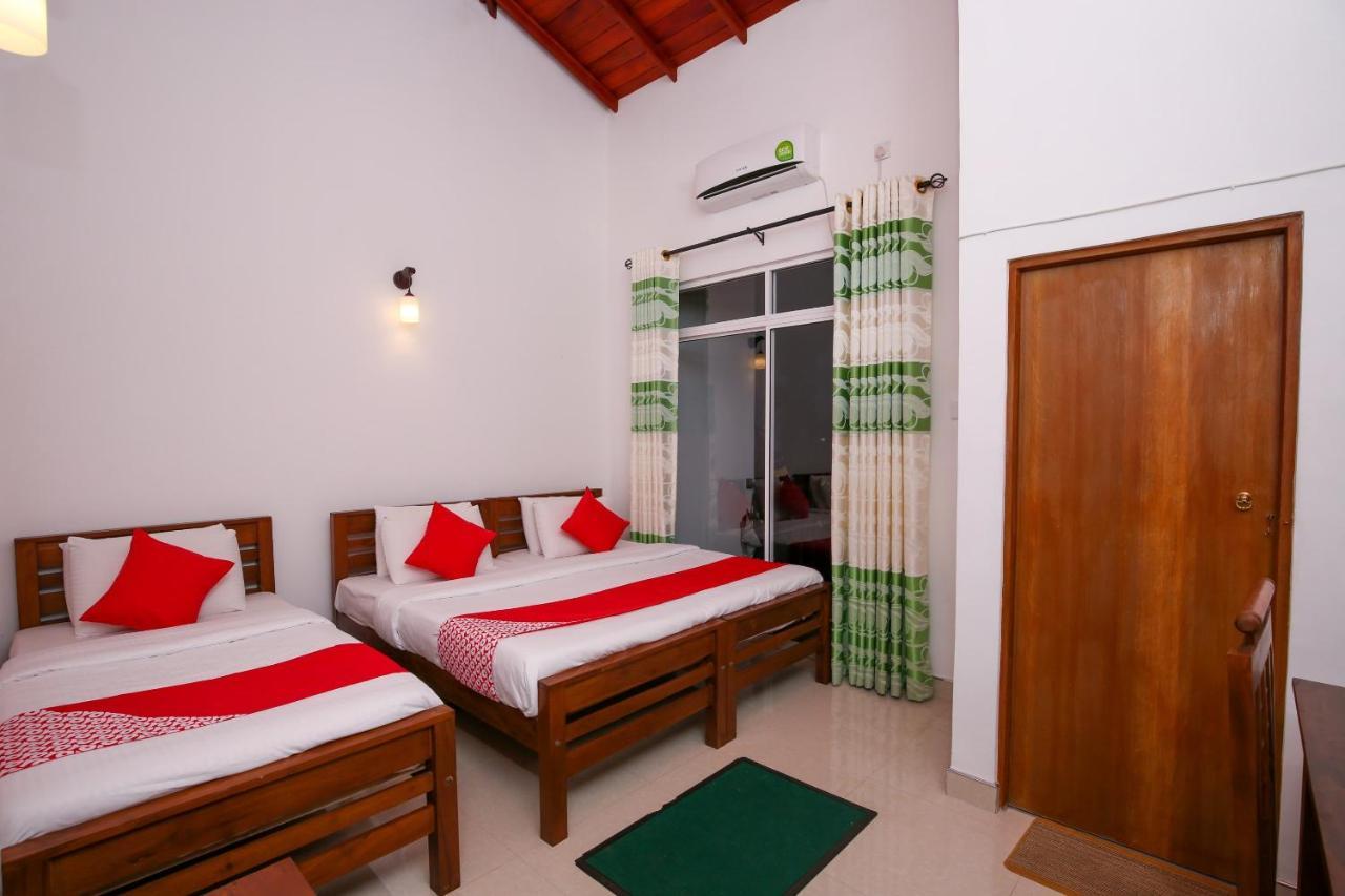 Oyo 438 Sarala Residence Hotel Kandy Luaran gambar