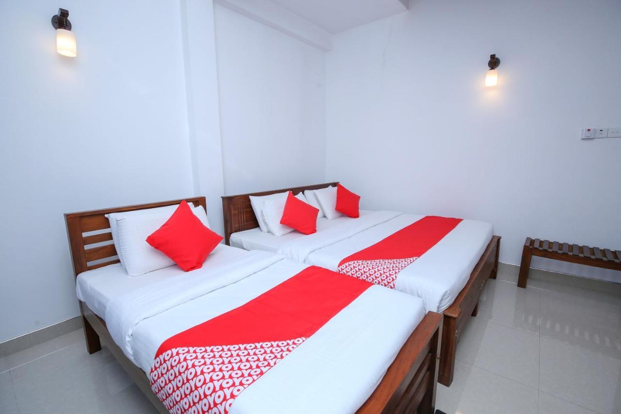 Oyo 438 Sarala Residence Hotel Kandy Luaran gambar